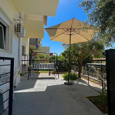 Kalamitsa Apartment By The Beach Kavala Exterior foto